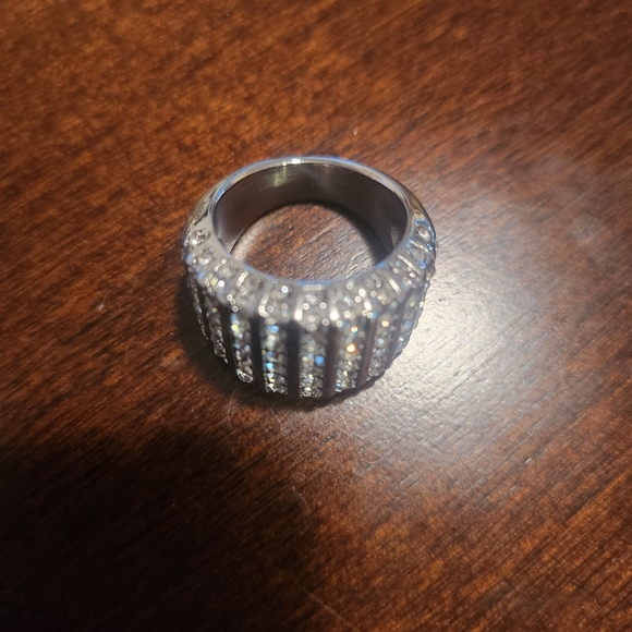 Cocktail ring with ten rows of stunning cubic zirconia stones. - Picture 9 of 9